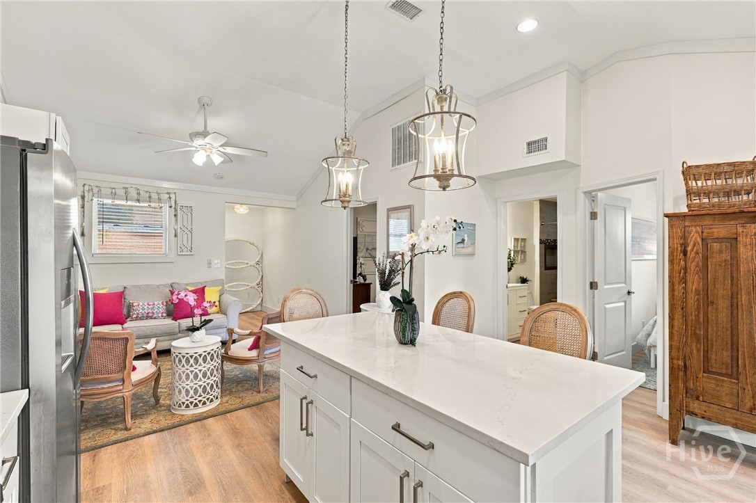 1213 5th Avenue Property Photo 22