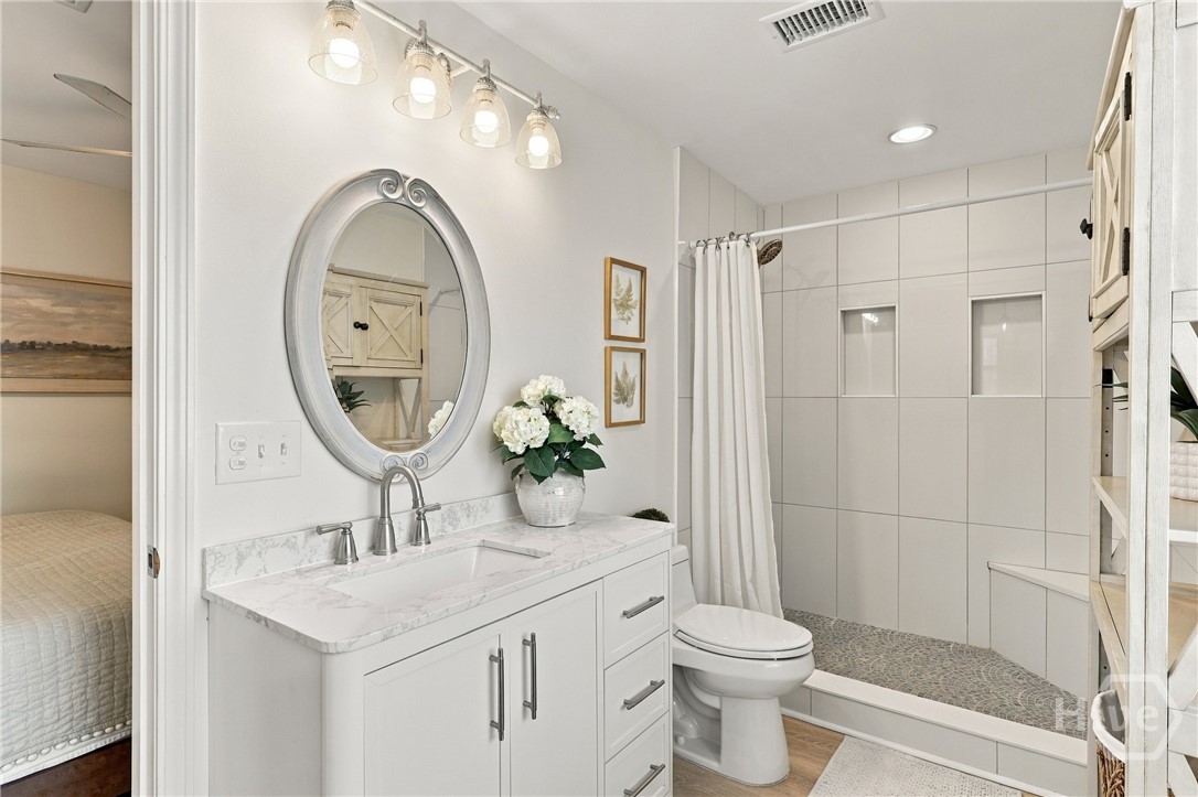 1213 5th Avenue Property Photo 30
