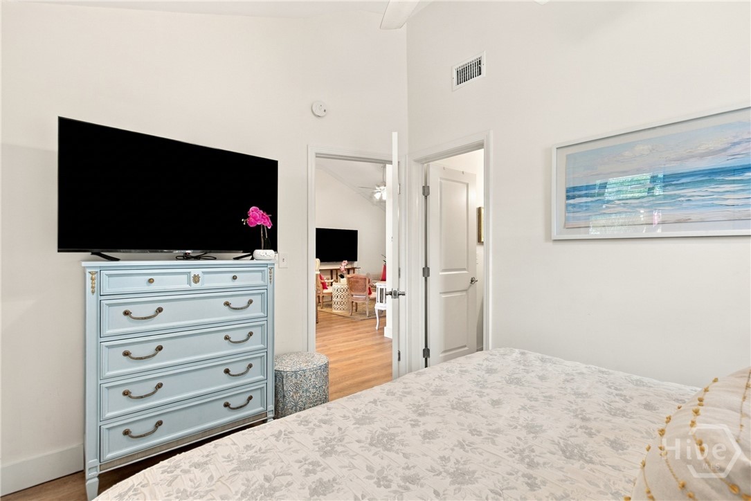 1213 5th Avenue Property Photo 38