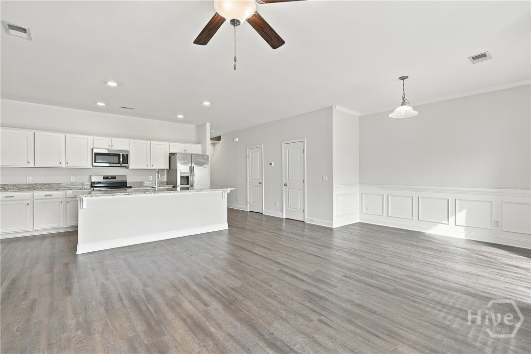 336 Governor Gwinnett Way Property Photo 6