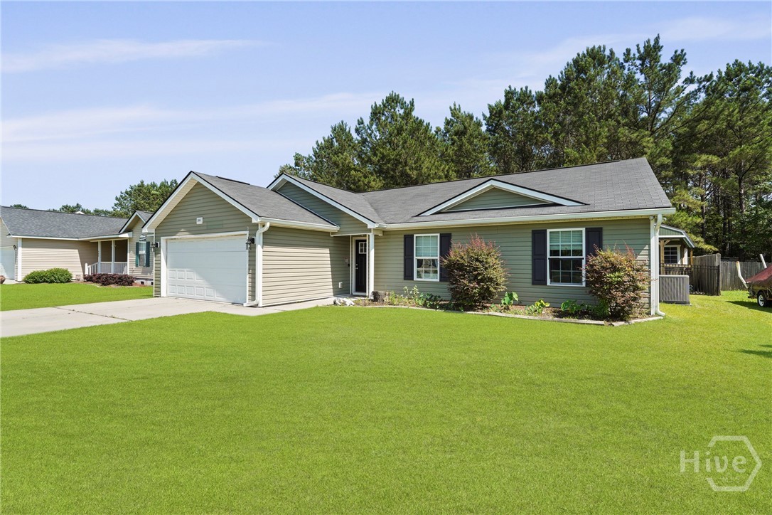 306 Madison Oaks Drive Property Photo 3