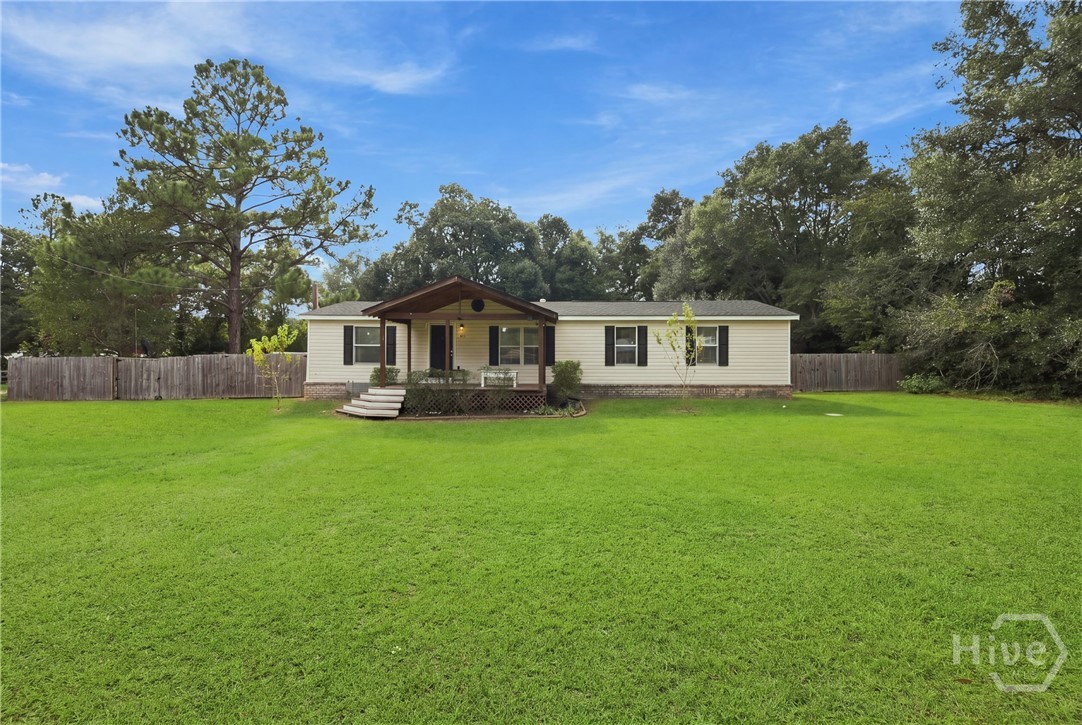 415 Shellie Helmey Road Property Photo 1
