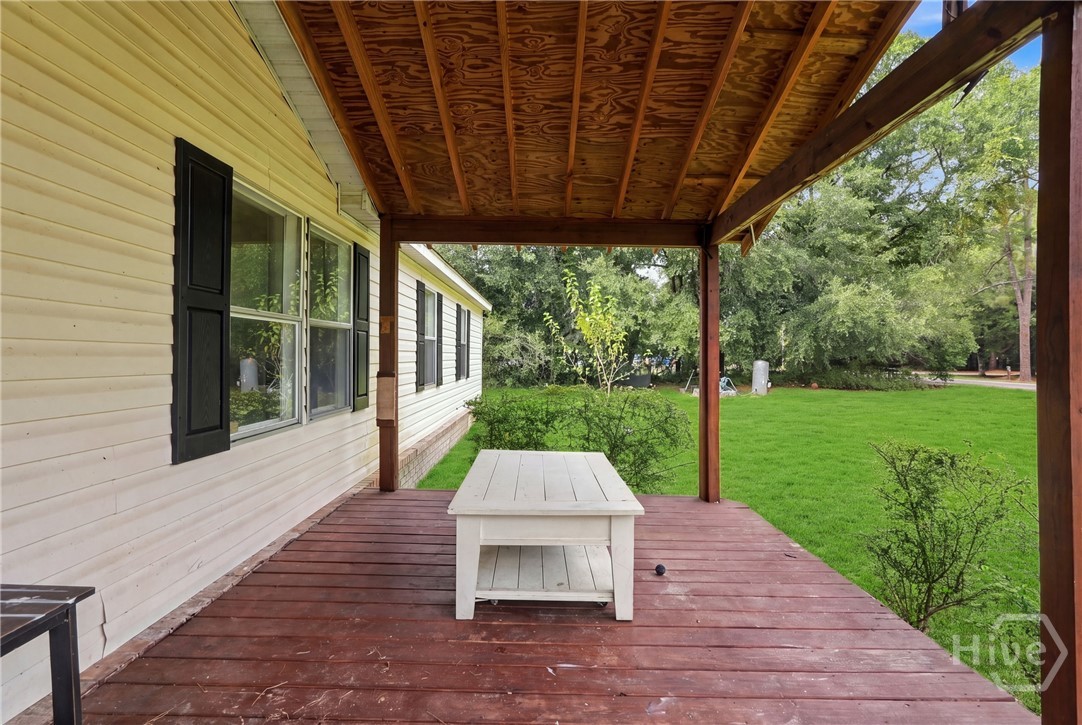 415 Shellie Helmey Road Property Photo 5