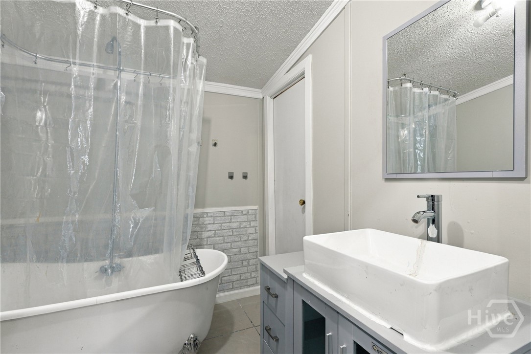 415 Shellie Helmey Road Property Photo 20