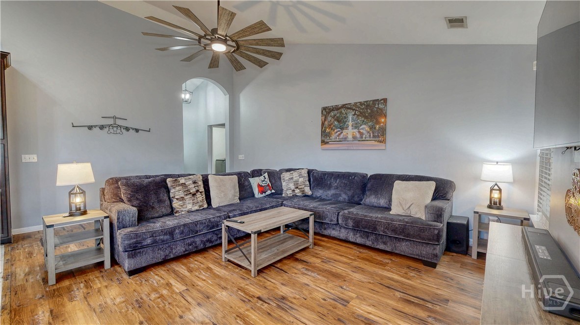 309 Casey Drive Property Photo 4