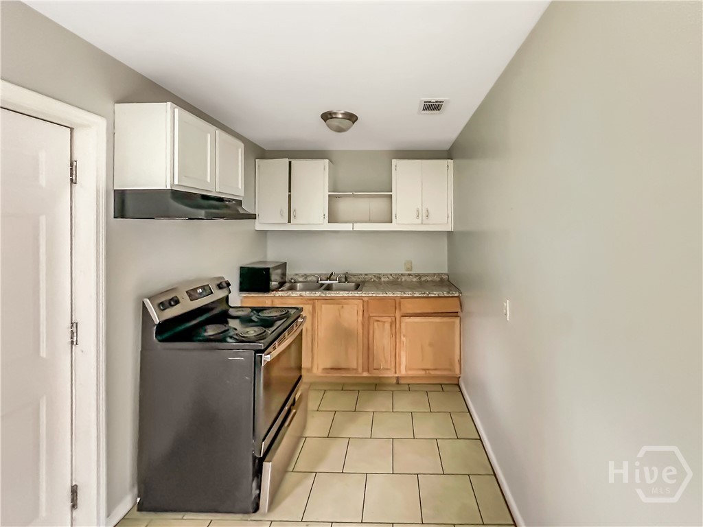 5328 Churchill Street Property Photo 5