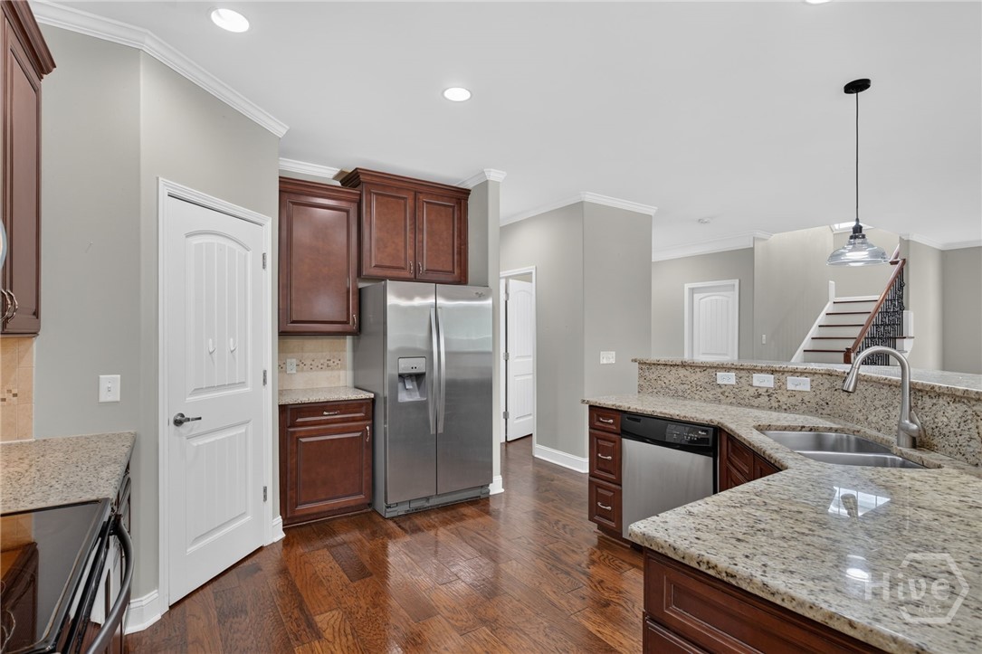 105 Tahoe Drive Property Photo 17