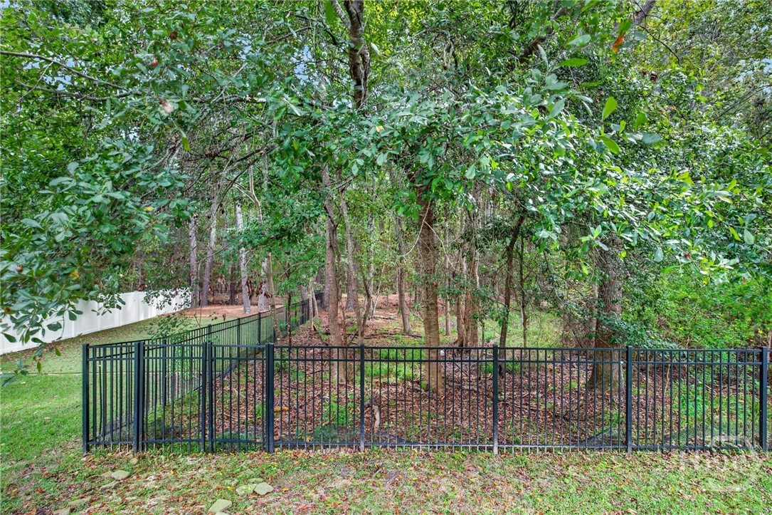 105 Tahoe Drive Property Photo 41