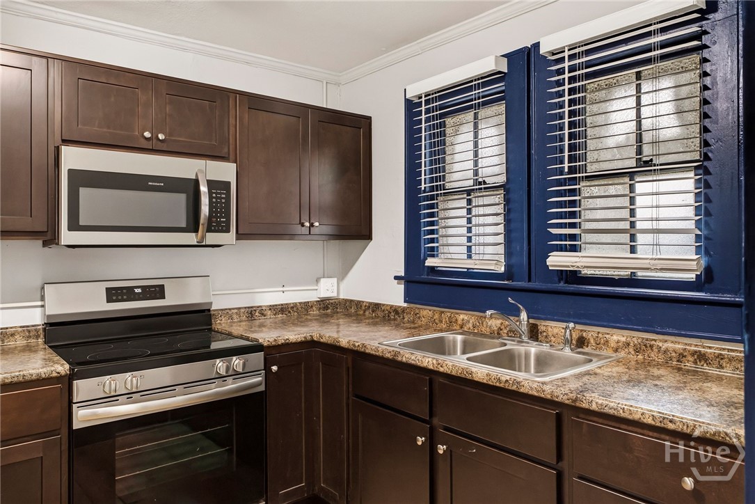 618 Magazine Avenue Property Photo 15