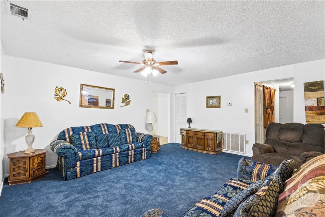 1130 W 49th Street Property Photo 9