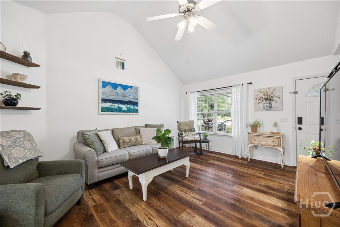 331 Barrister Circle Property Photo 3