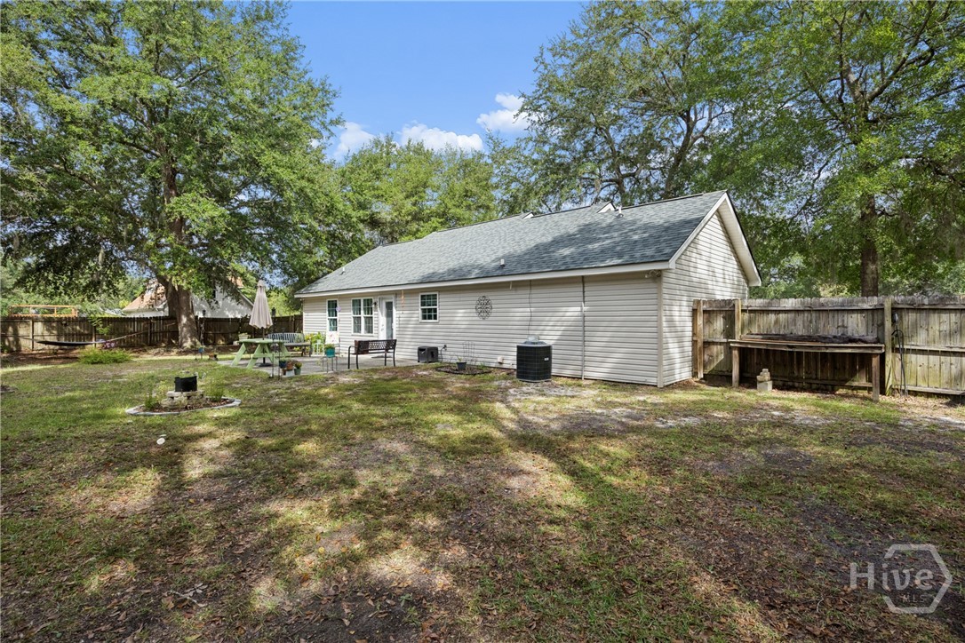331 Barrister Circle Property Photo 22