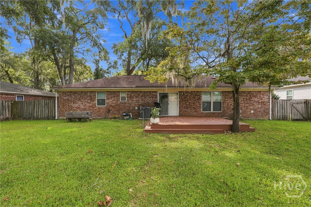611 Leaning Oaks Drive Property Photo 21