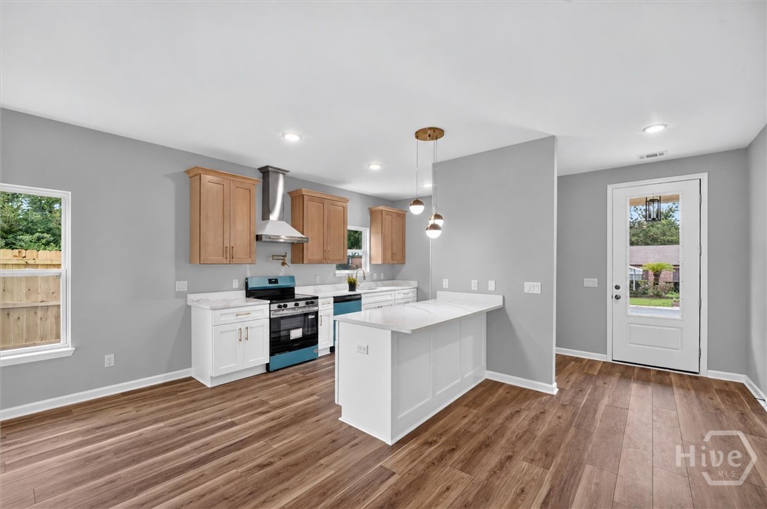 1205 1/2 E 71st Street Property Photo 8