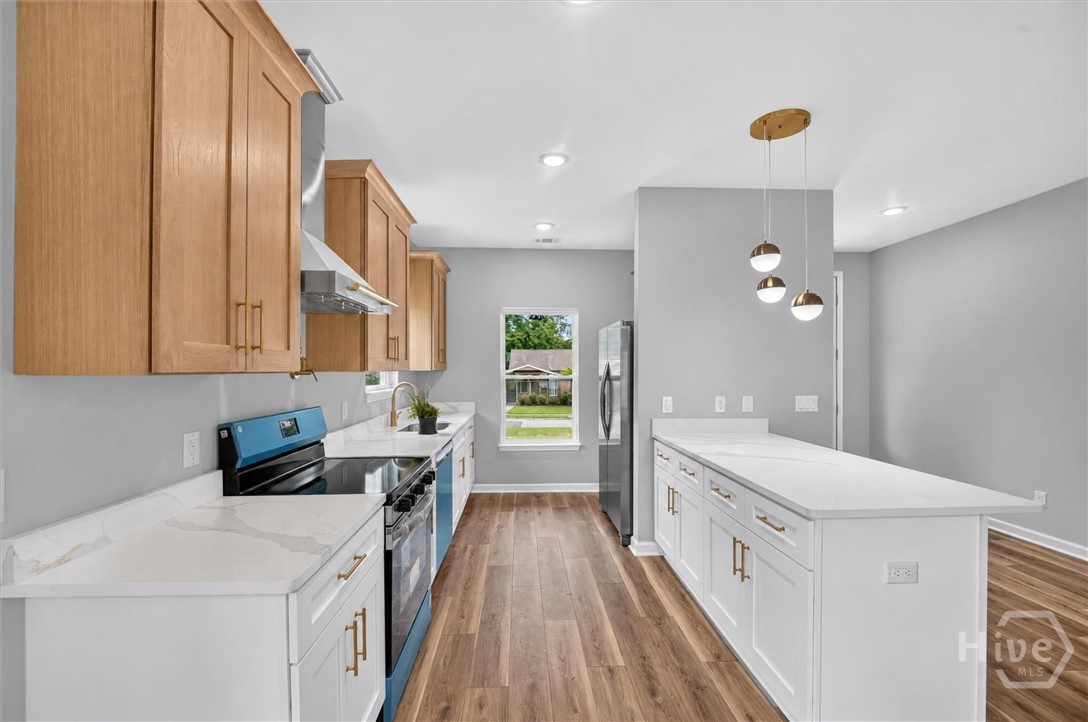 1205 1/2 E 71st Street Property Photo 10