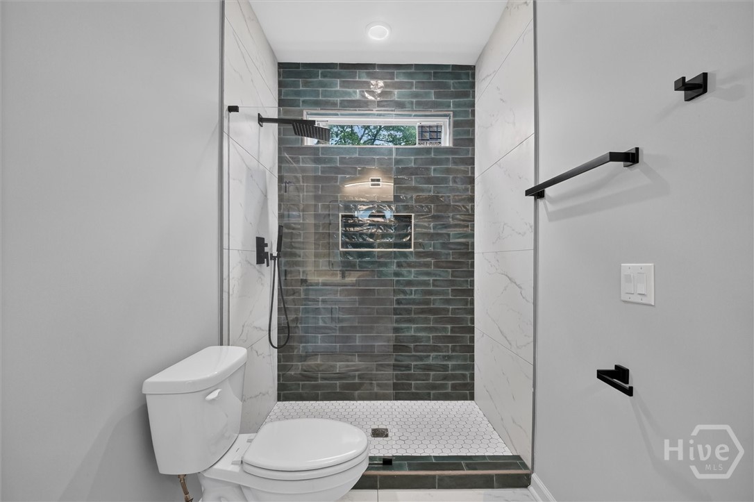 1205 1/2 E 71st Street Property Photo 31
