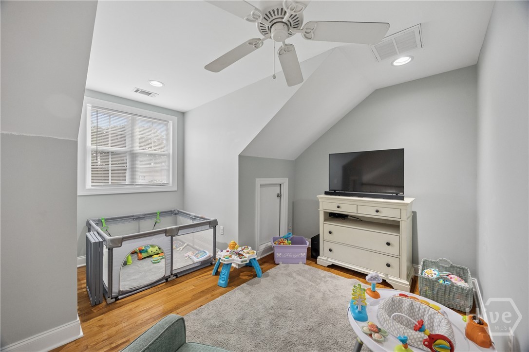 103 Bridgewood Drive Property Photo 15
