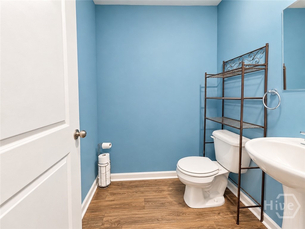 1016 Bergamot Road Property Photo 10