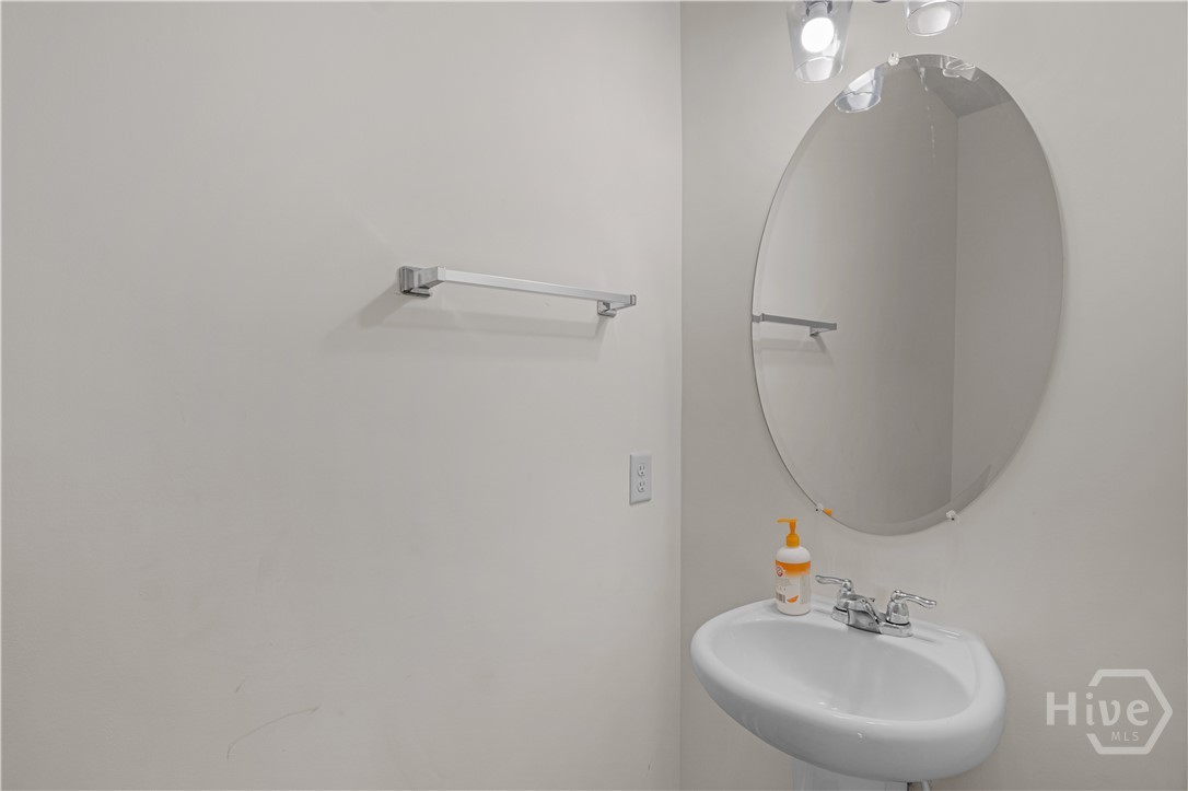 672 Fairview Circle Property Photo 37
