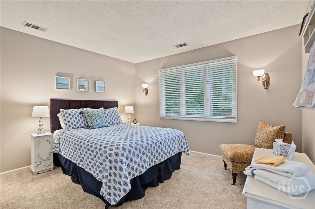 4 Marburg Lane Property Photo 25