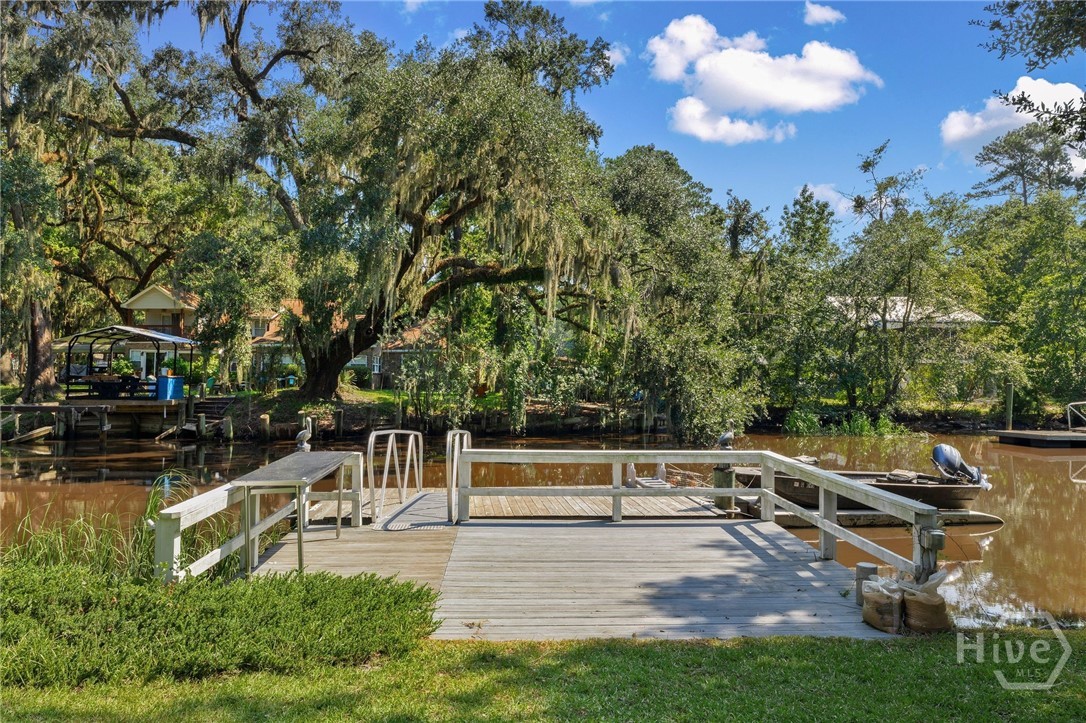 120 Pinetree Road Property Photo 7
