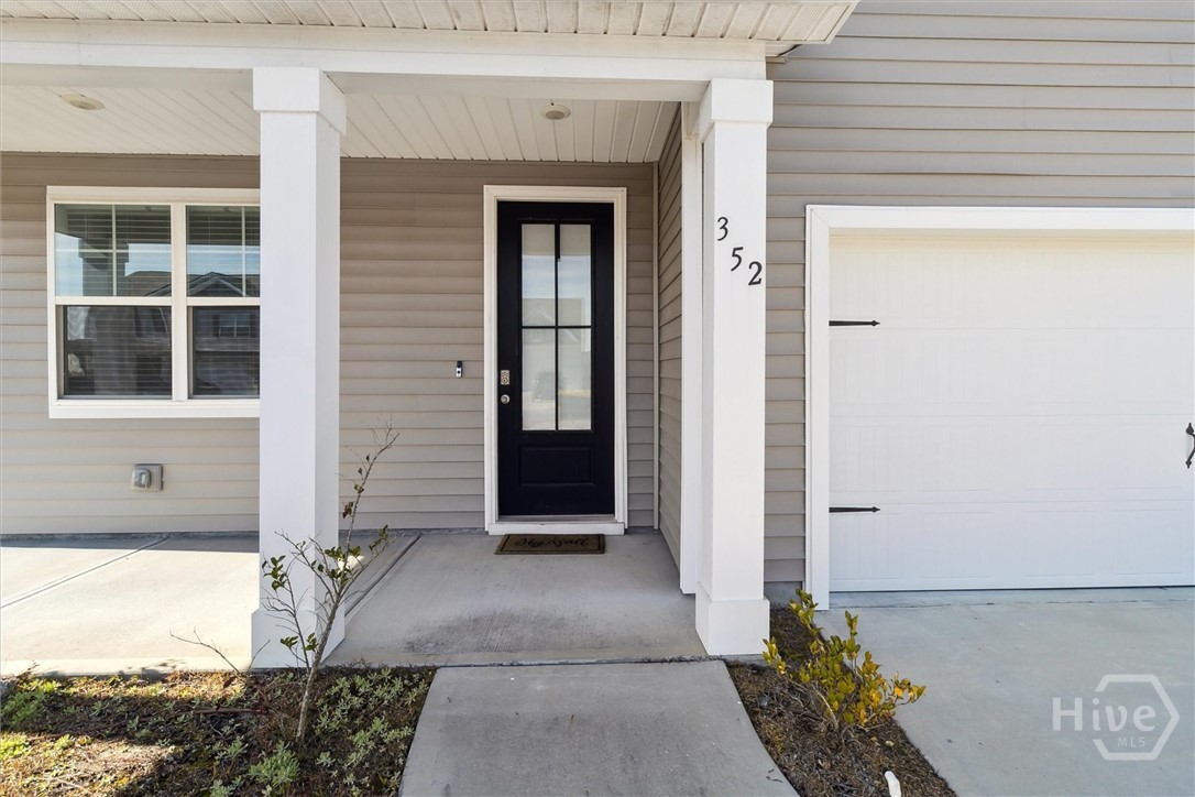 352 Wedge Circle Property Photo 3