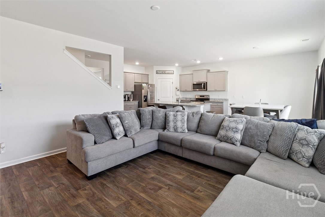 352 Wedge Circle Property Photo 16