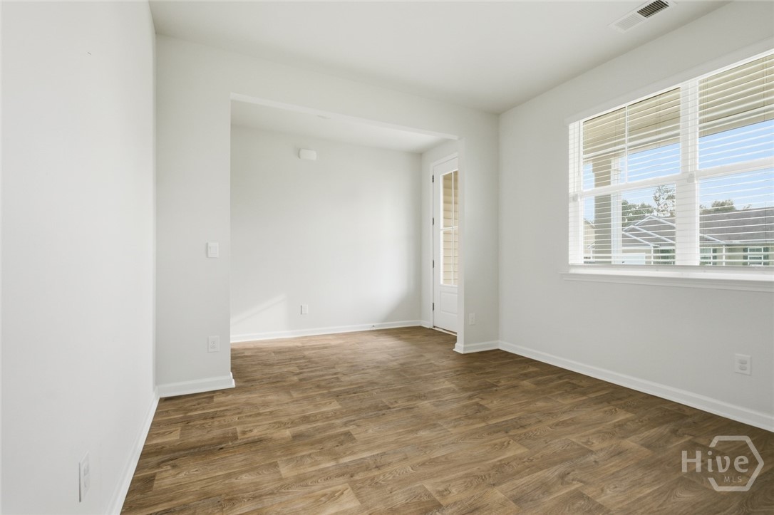 352 Wedge Circle Property Photo 38