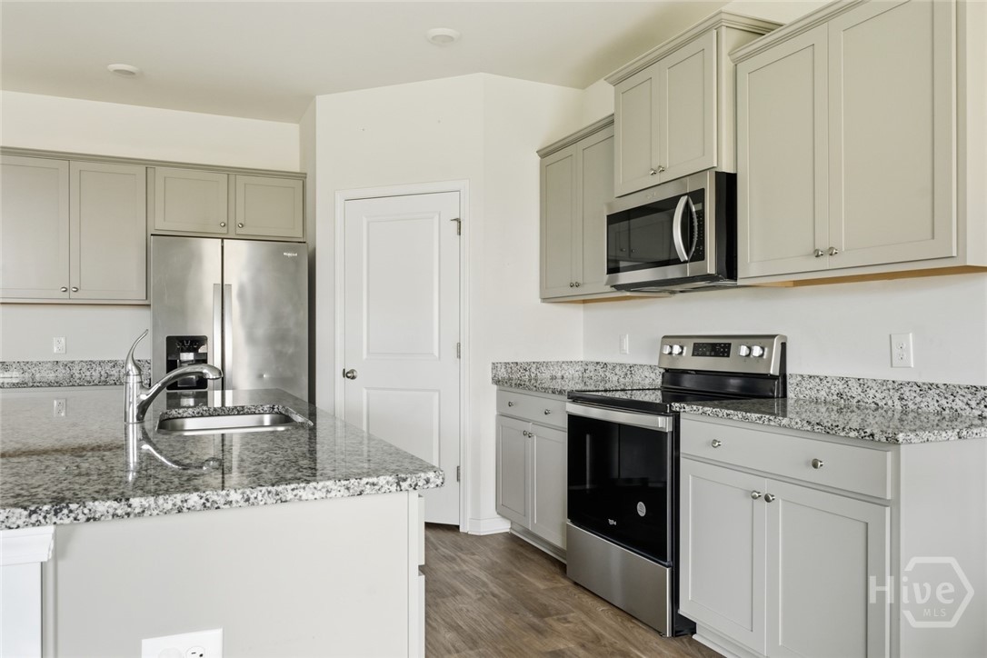 352 Wedge Circle Property Photo 41
