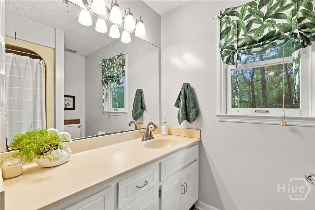 109 Oakcrest Drive Property Photo 27