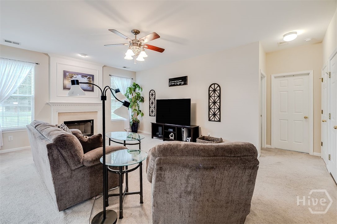 103 Cobblers Court Property Photo 14