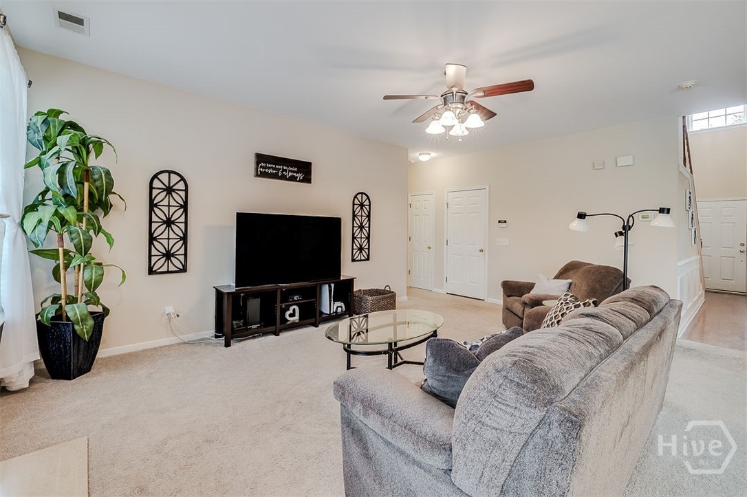 103 Cobblers Court Property Photo 15