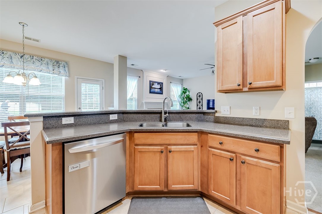 103 Cobblers Court Property Photo 21