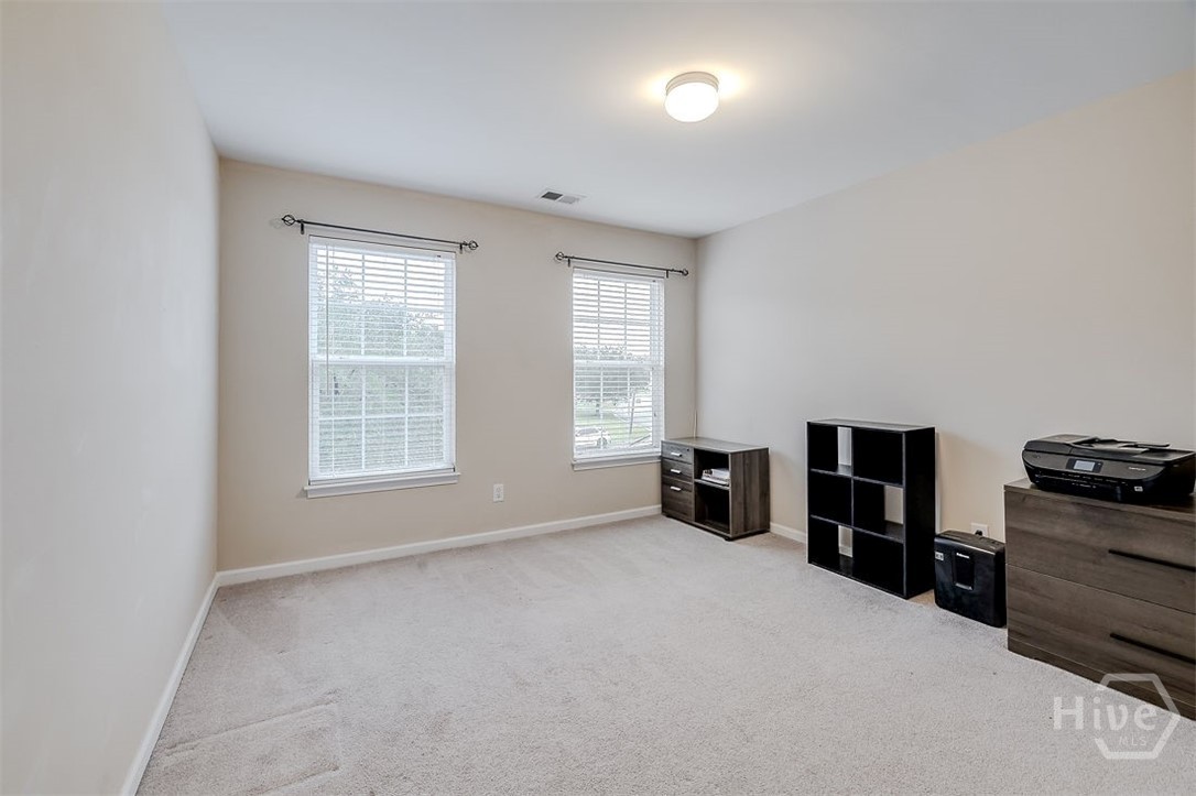 103 Cobblers Court Property Photo 35