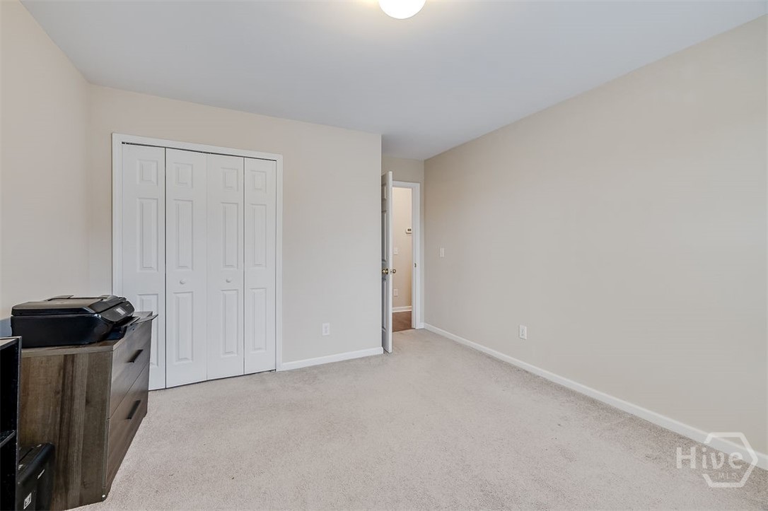 103 Cobblers Court Property Photo 36