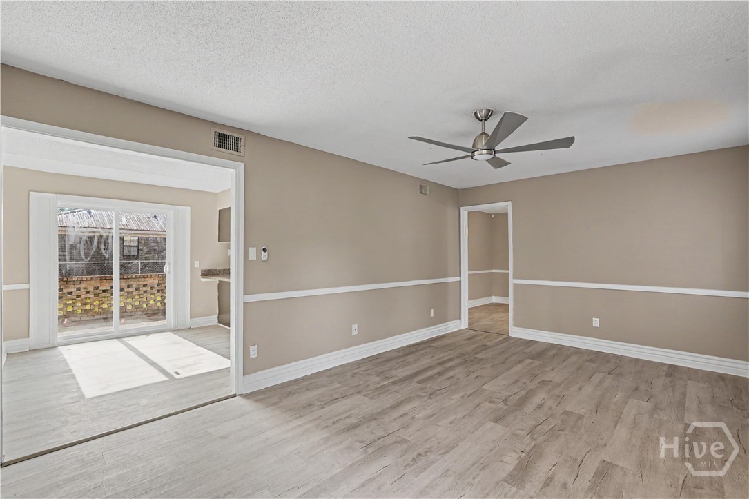 607 Slade Street Property Photo 11