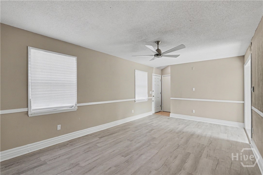 607 Slade Street Property Photo 24