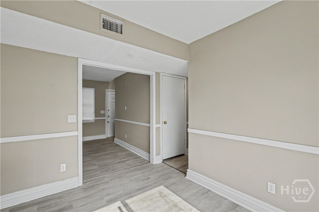 607 Slade Street Property Photo 35