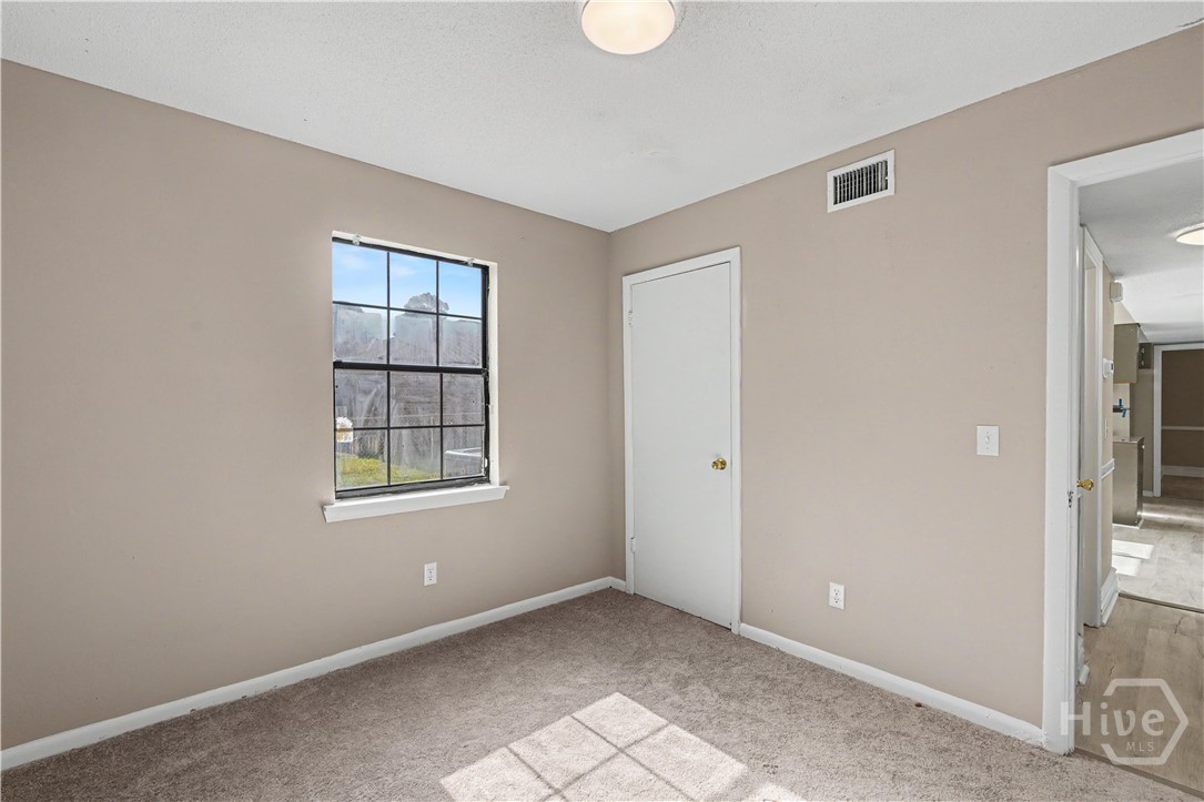 607 Slade Street Property Photo 38