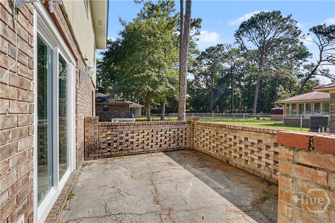 607 Slade Street Property Photo 40