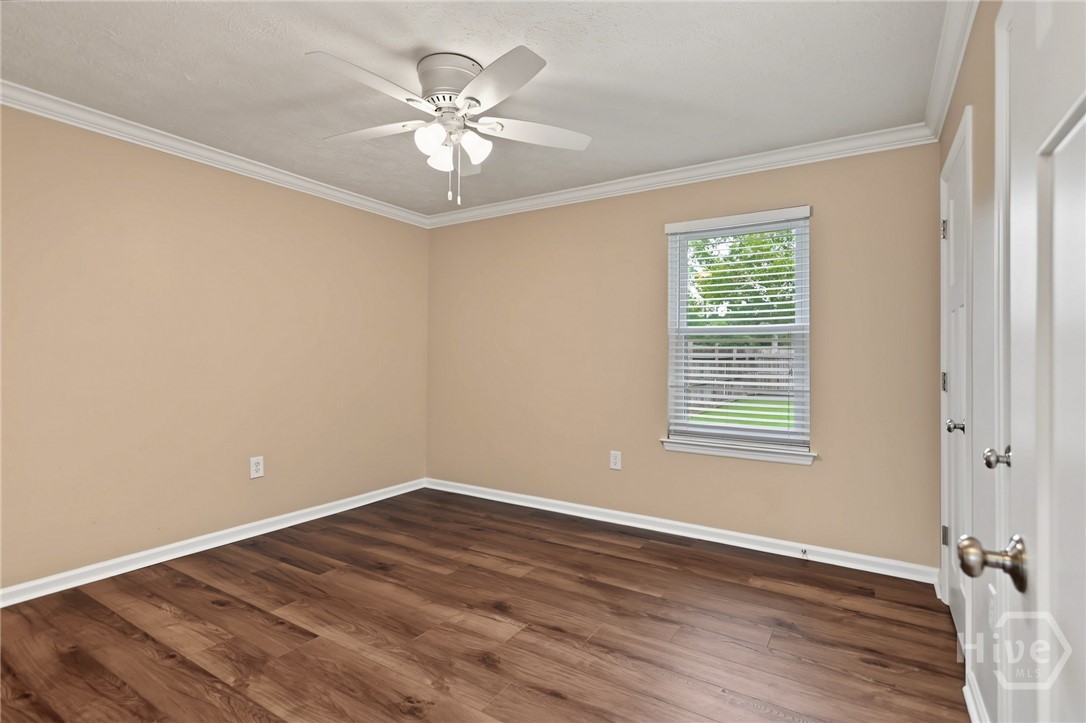210 Treasure Loop Property Photo 20