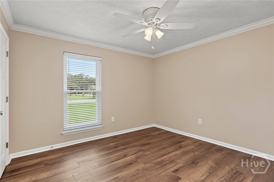 210 Treasure Loop Property Photo 22