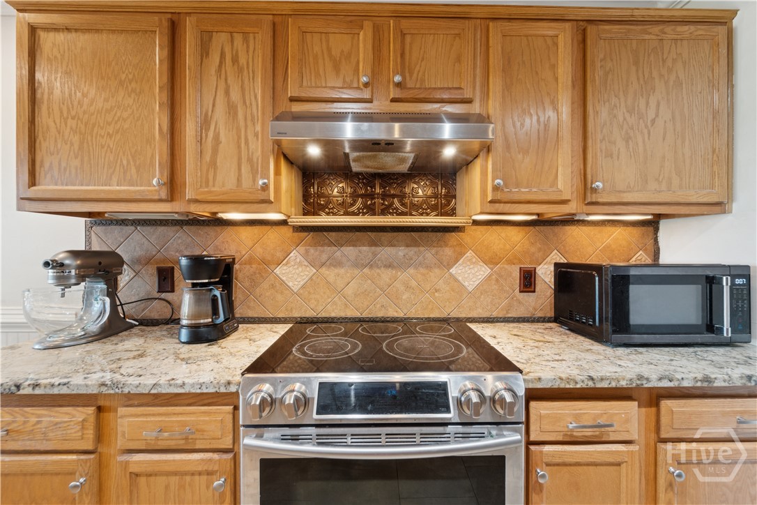 156 Burton Road Property Photo 12