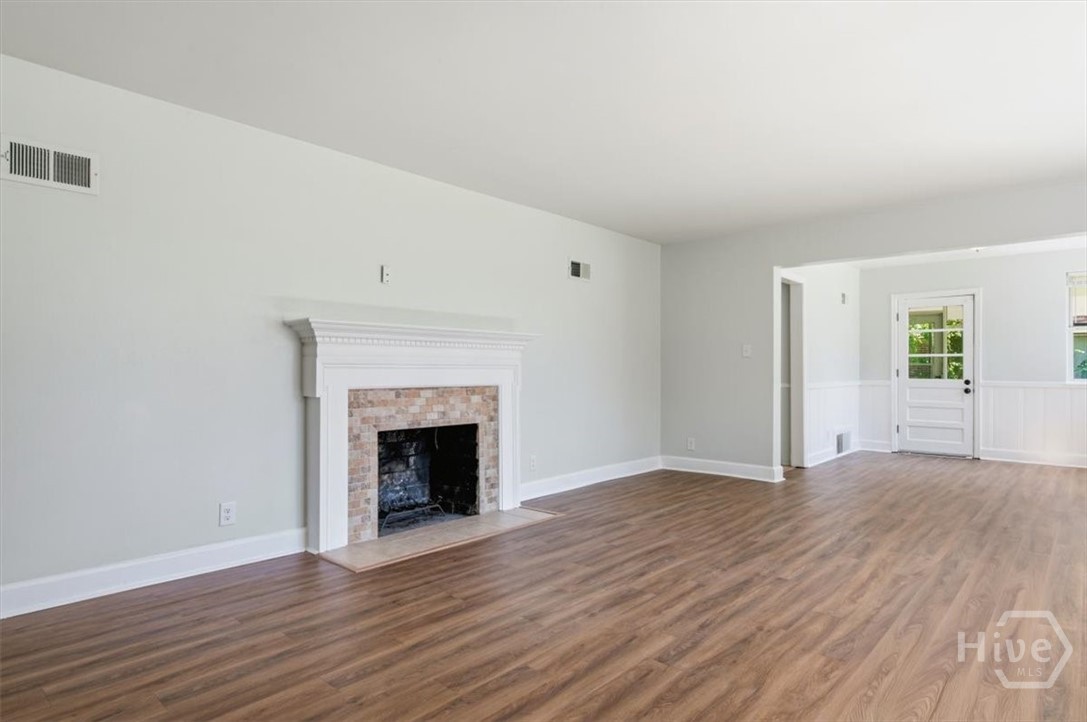 6 Alpine Drive Property Photo 2