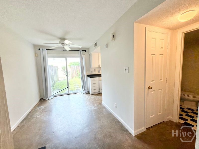 6501 Habersham Street 14 Property Photo 8