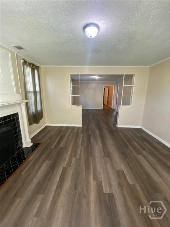 806 E 32nd Street Property Photo 10