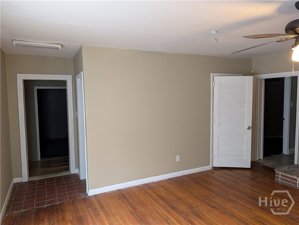 1000 Googe Street Property Photo 9