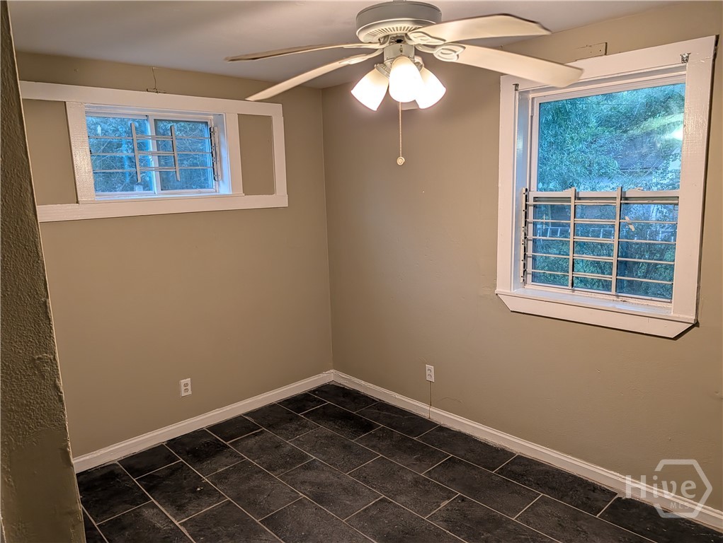 1000 Googe Street Property Photo 12