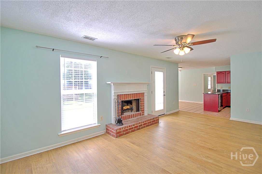 180 Village Lake Drive Property Photo 10