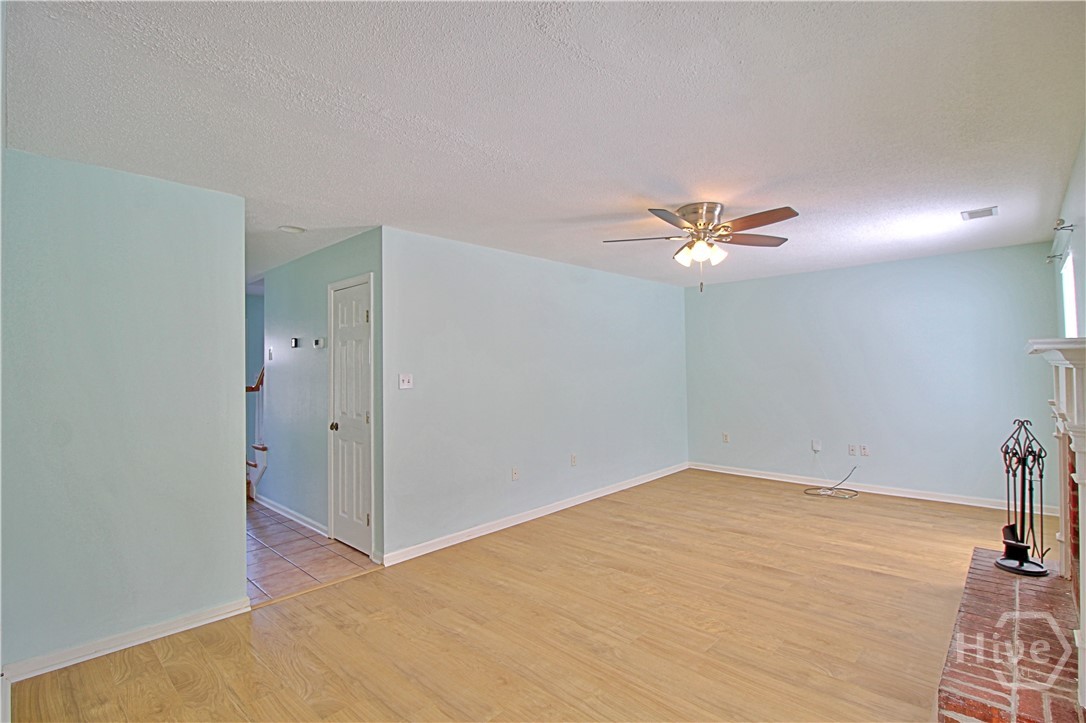 180 Village Lake Drive Property Photo 12